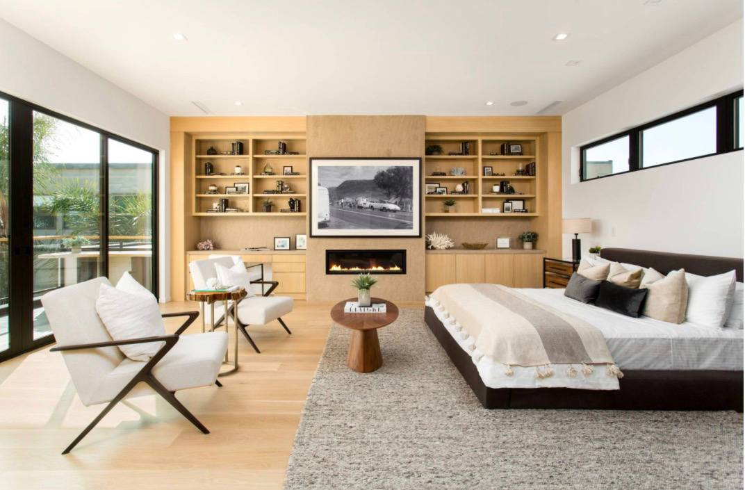 Contemporary Bedroom